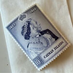Stamp #5 | Cayman Islands 25th jubilee of King George VI and Queen Elizabeth